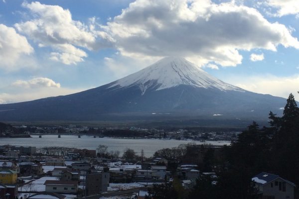 1月23日 山梨県河口湖から見た富士山